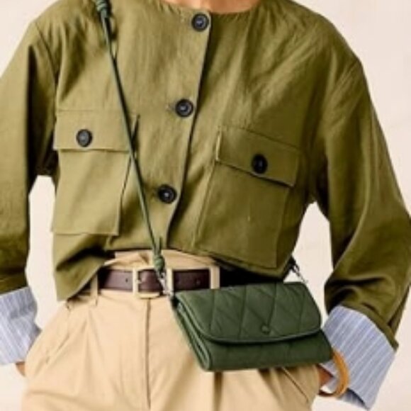 VERA BRADLEY WILDWOOD WALLET CROSSBODY - Picture 1 of 7